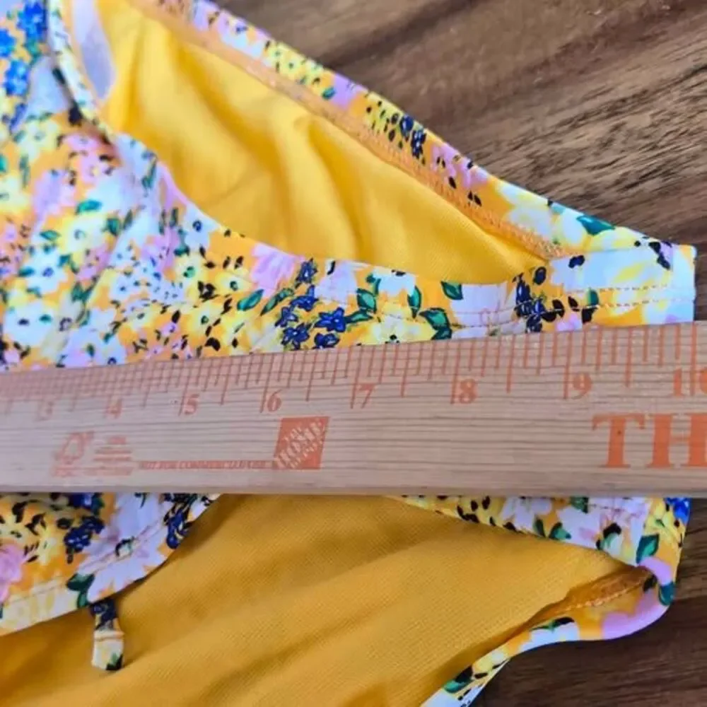 Time and Tru Women's Floral Mid-Rise Bikini Bottom Size M (8-10) NWT